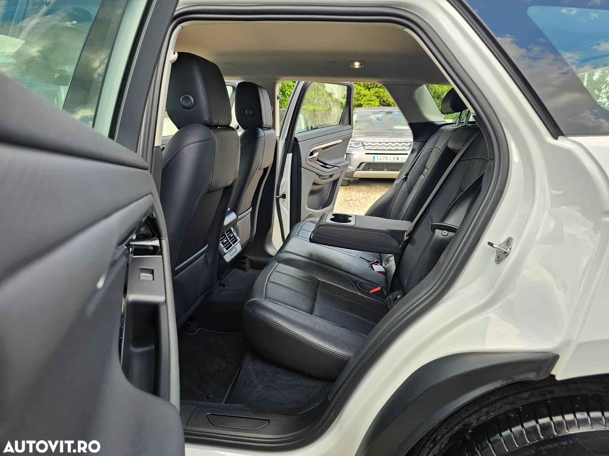 Land Rover Range Rover Evoque 2.0 D150 S - 24