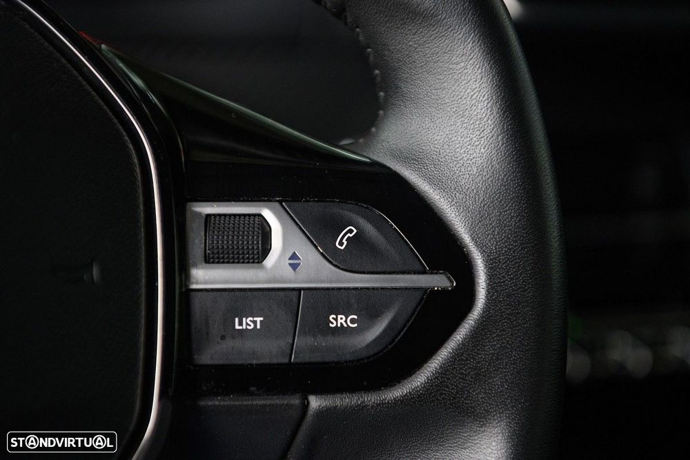 Peugeot 208 1.2 PureTech Active Pack - 36