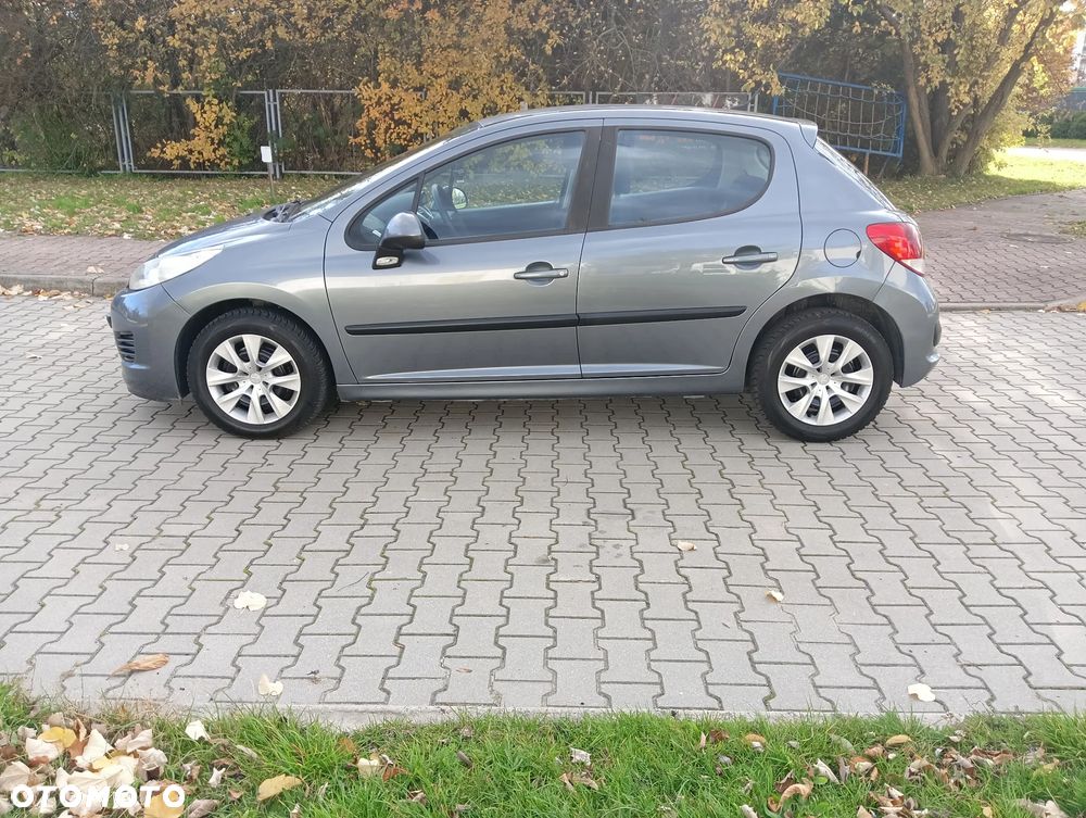Peugeot 207 1.4 16V Trendy - 5