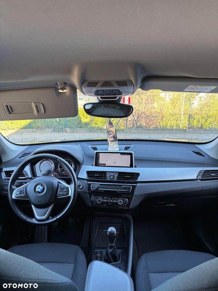 BMW X1 sDrive16d - 19