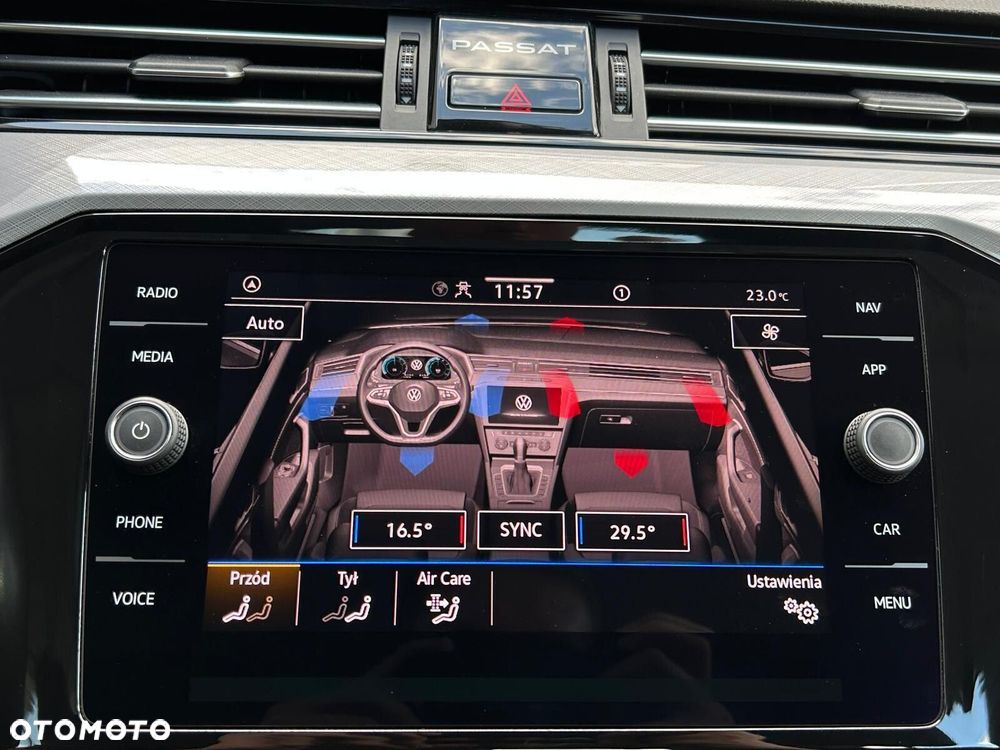 Volkswagen Passat - 30
