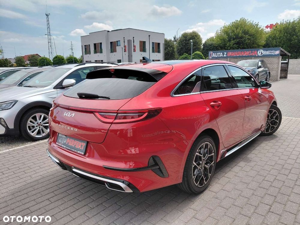 Kia ProCeed - 8