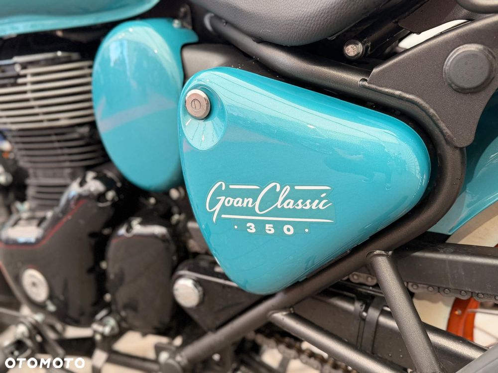 Royal Enfield Classic - 12
