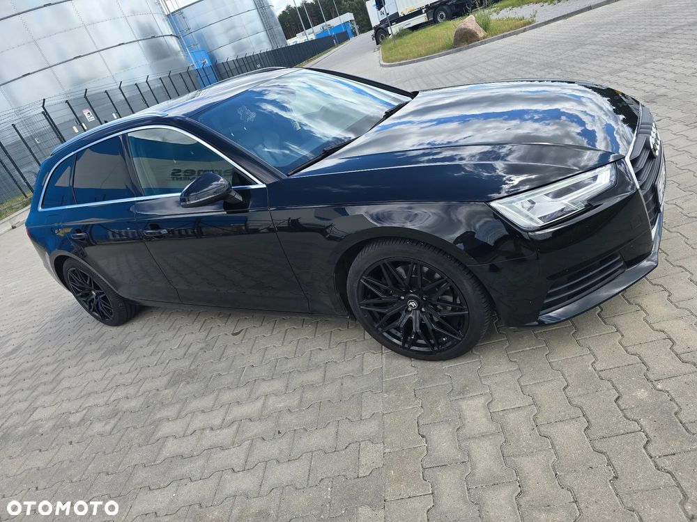 Audi A4 Avant 2.0 TDI - 30