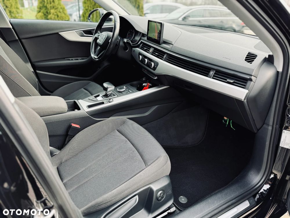 Audi A4 Avant 2.0 TDI S tronic - 22