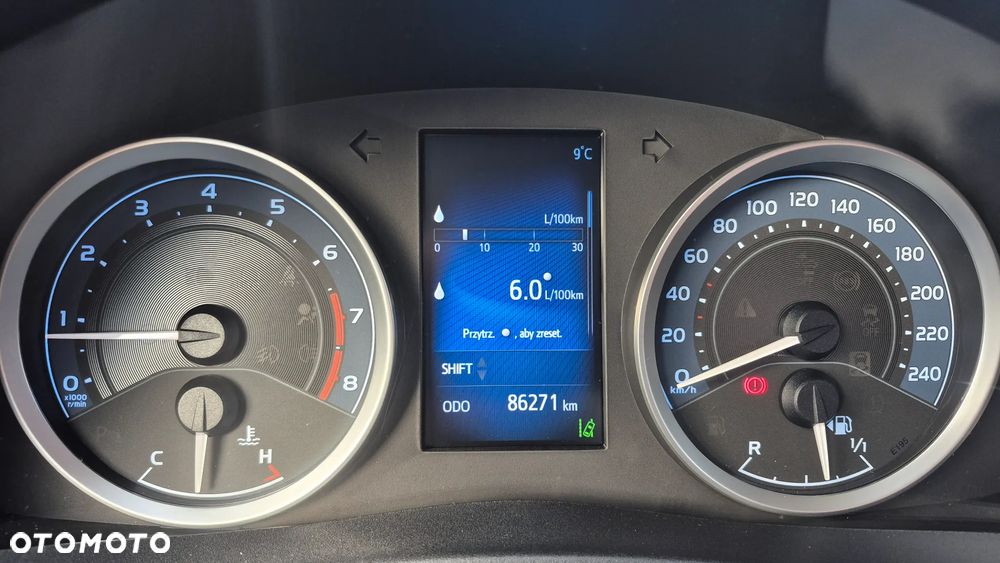 Toyota Corolla 1.6 Comfort - 13