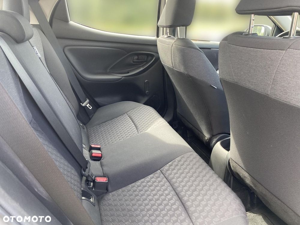 Toyota Yaris - 15