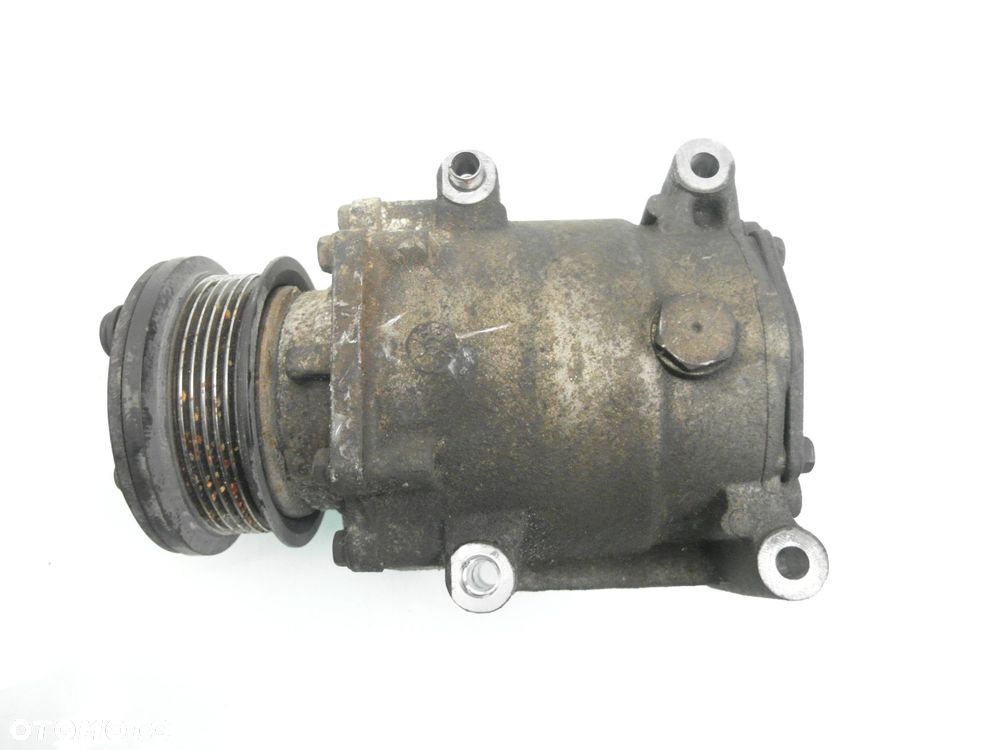 KOMPRESOR KLIMATYZACJI FORD FOCUS MK1 I 1.6 YS4H190629AA RFXS4H19D647AB - 1