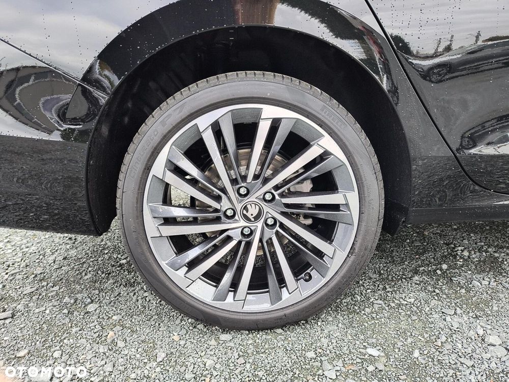 Skoda Superb 2.0 TDI SCR 4x4 L&K DSG - 18