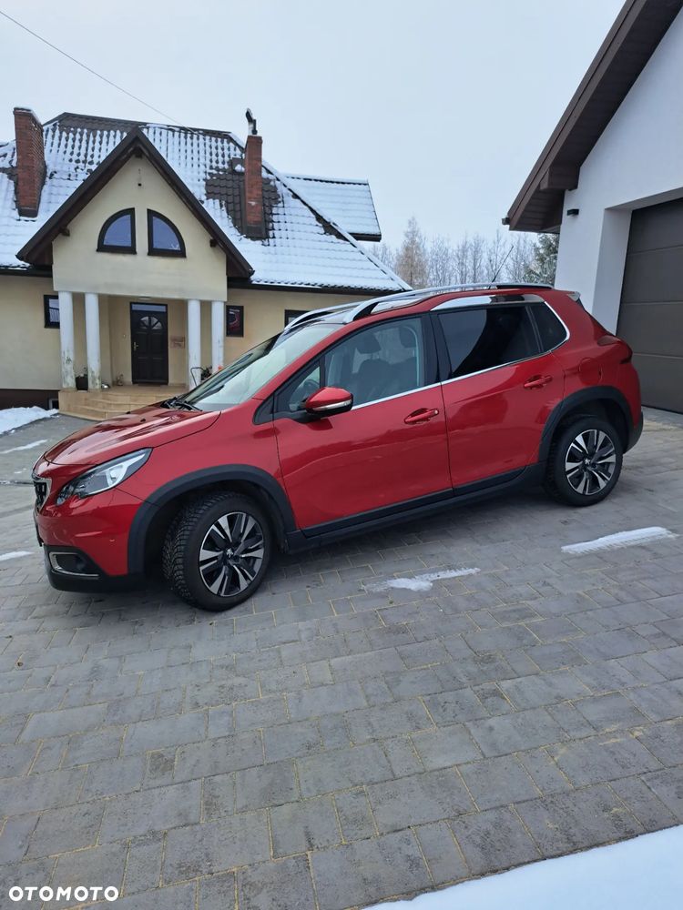 Peugeot 2008 1.2 PureTech Allure Pack S&S - 11