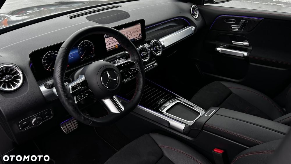 Mercedes-Benz GLB 200 AMG Line 7G-DCT - 11