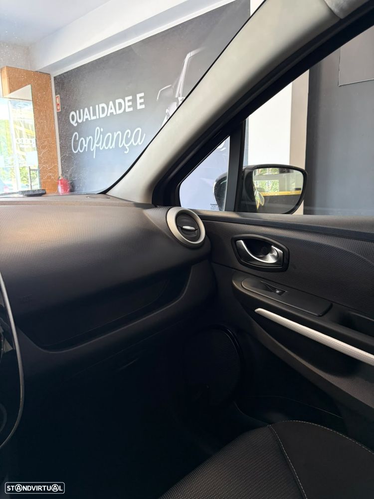 Renault Clio 1.5 dCi Dynamique S - 17