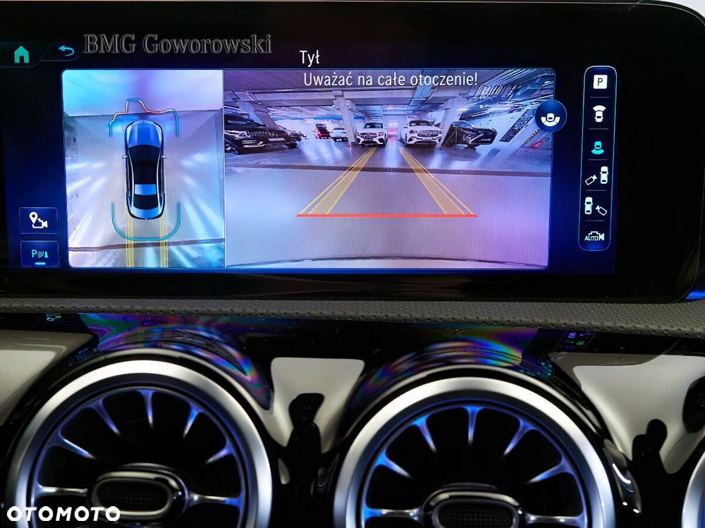 Mercedes-Benz CLA - 11