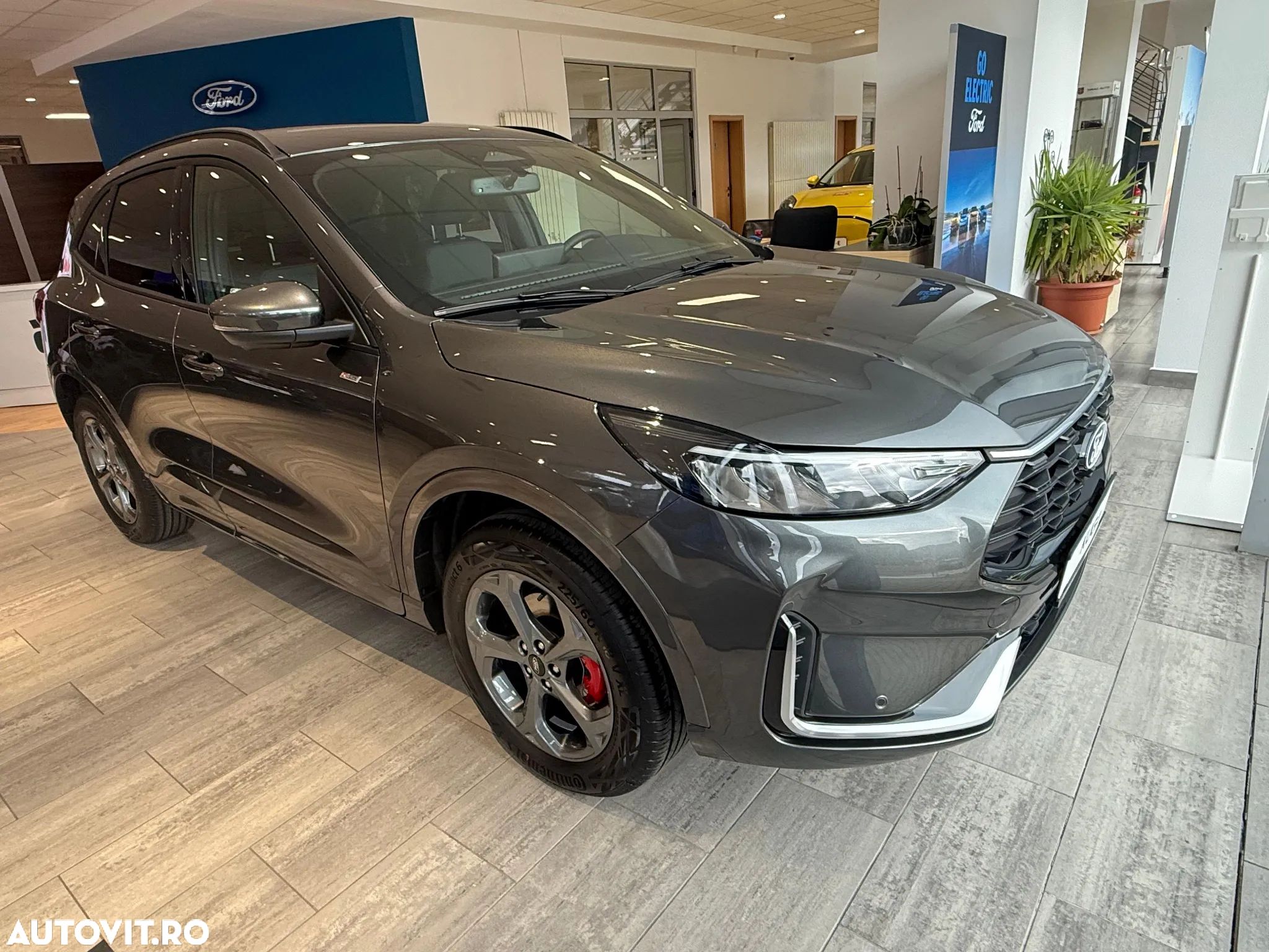 Ford Kuga 2.5 Duratec FWD PHEV ST-Line X - 1
