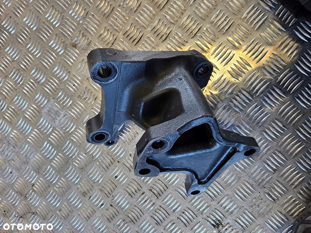 PODSTAWA KOLUMNY KIEROWNICZEJ MERCEDES ATEGO 2017 EURO 6 OE A9674612440 - 4