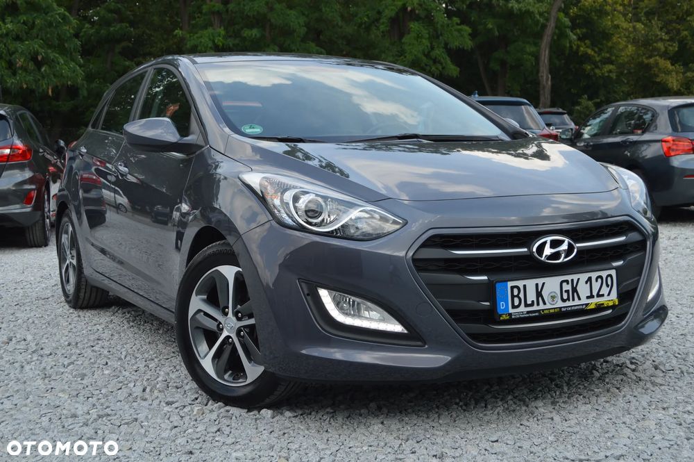 Hyundai i30 blue 1.6 GDI YES Gold - 14