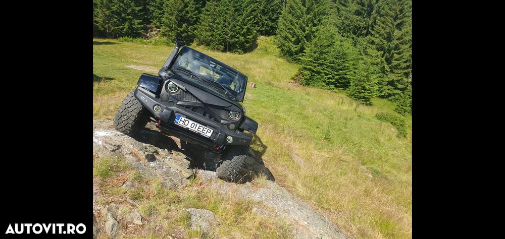 Jeep Wrangler 2.8 CRD AT Sahara - 25