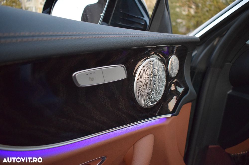 Mercedes-Benz E - 5