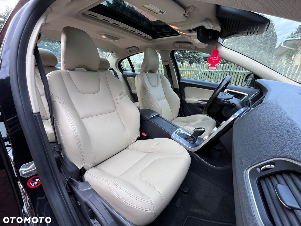 Volvo S60 T5 Drive-E Summum - 18