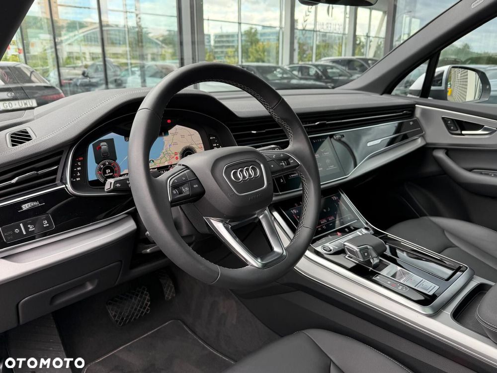 Audi Q7 - 10
