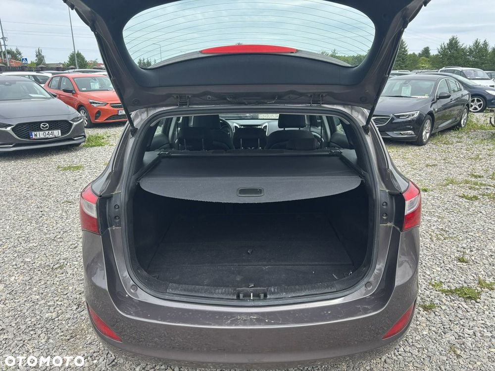 Hyundai i30 - 32