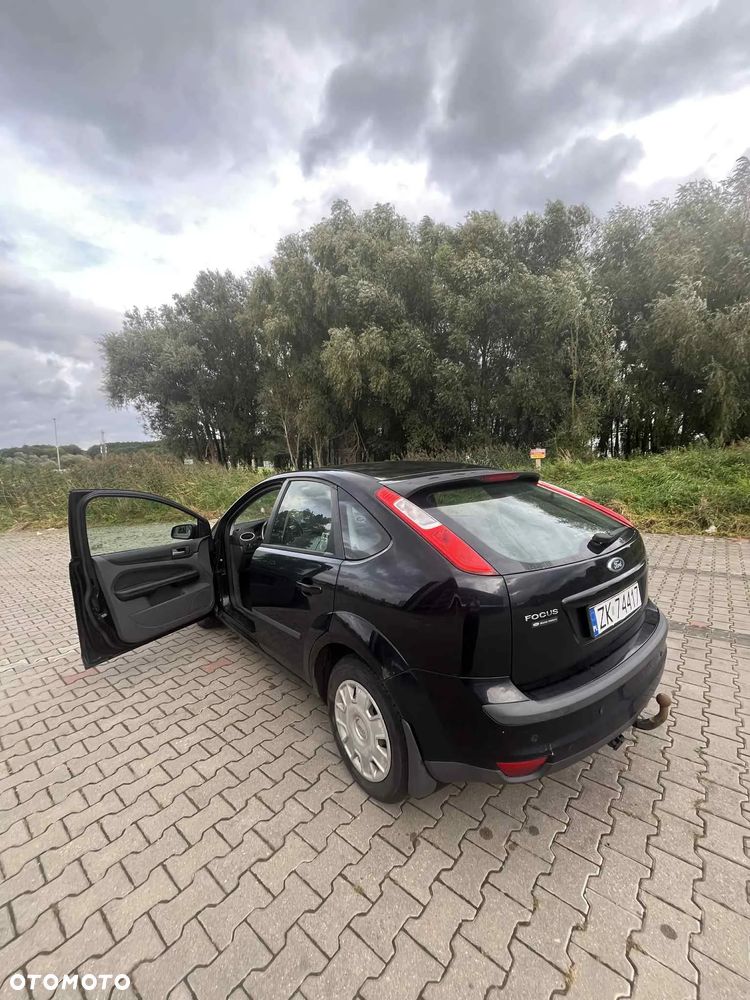 Ford Focus - 1