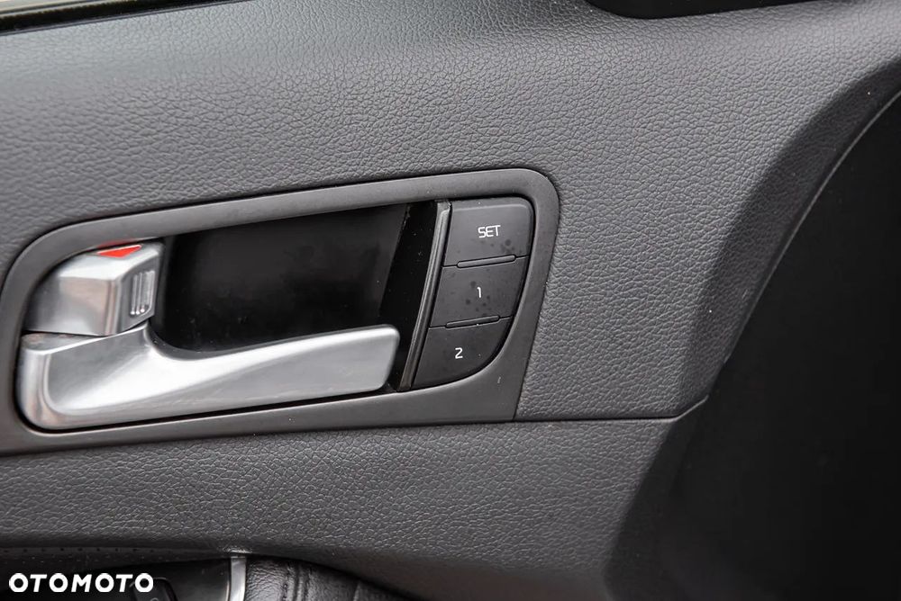 Kia Optima 2.0 CVVT Attract - 29