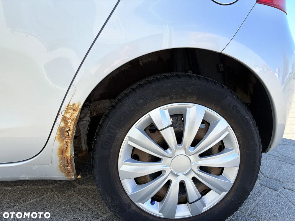 Toyota Yaris 1.3 Terra Gold - 16