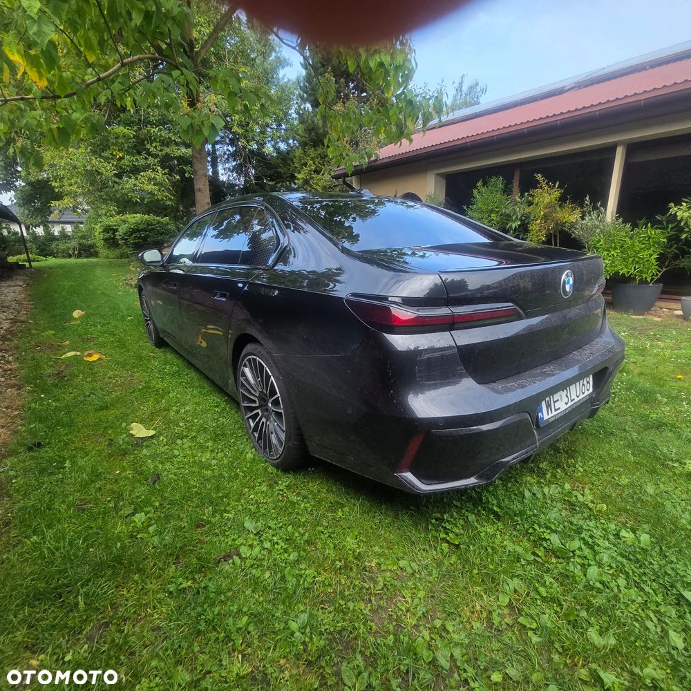 BMW Seria 7 740d xDrive mHEV Individual Edition sport - 5