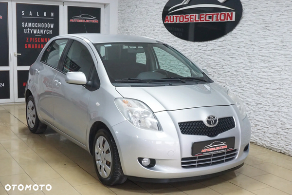 Toyota Yaris 1.3 VVT-i Sol