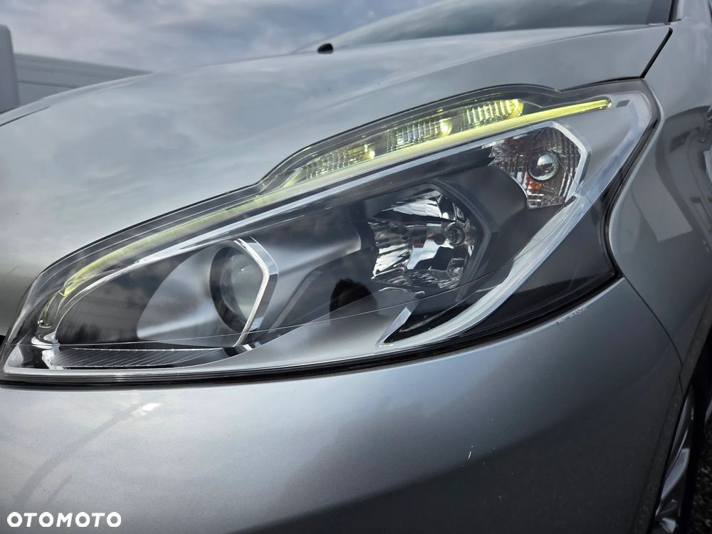 Peugeot 208 PureTech 110 Stop & Start Active - 24