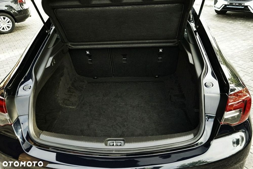Opel Insignia - 22