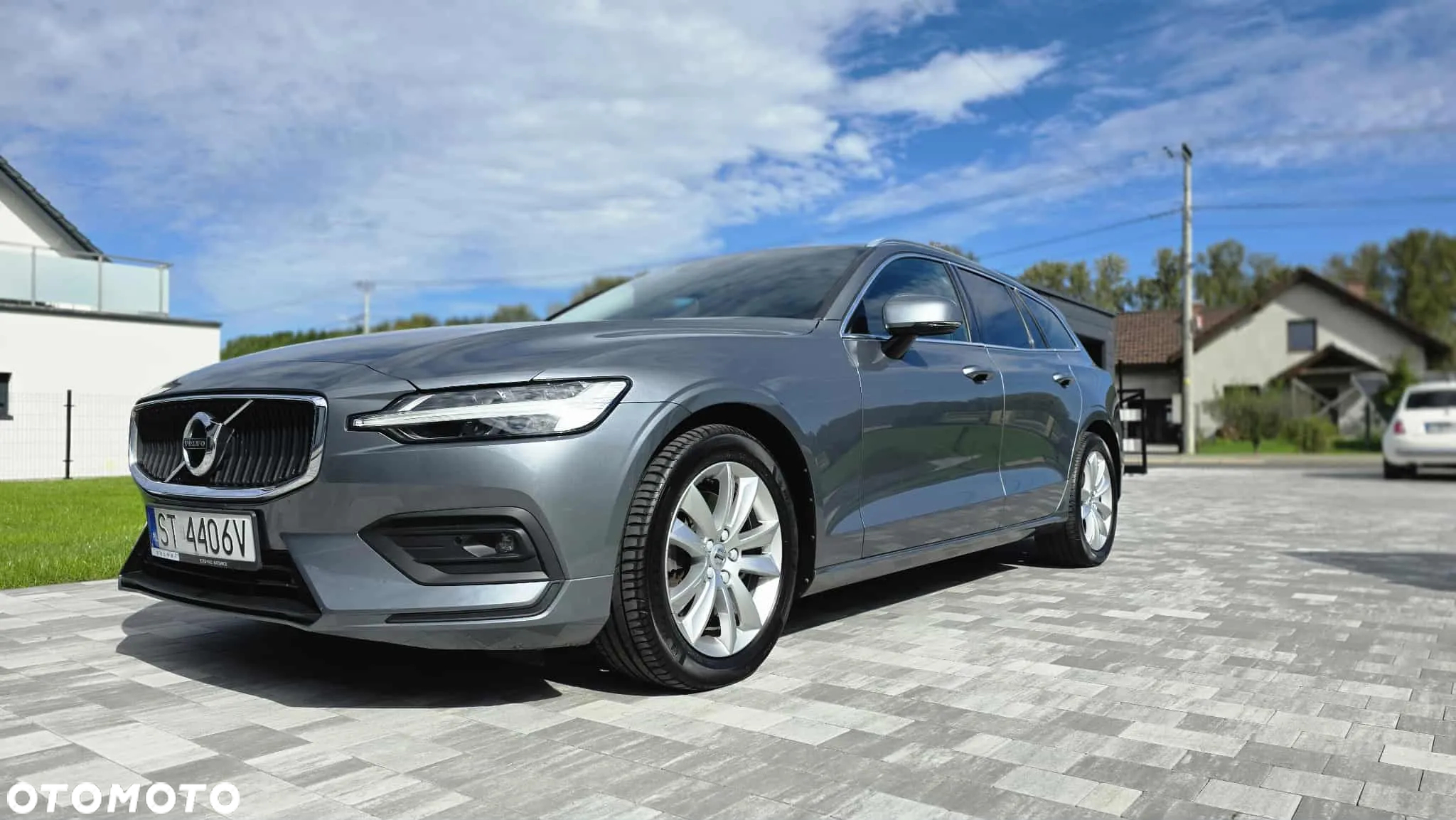 Volvo V60 D4 AWD Momentum Pro - 8