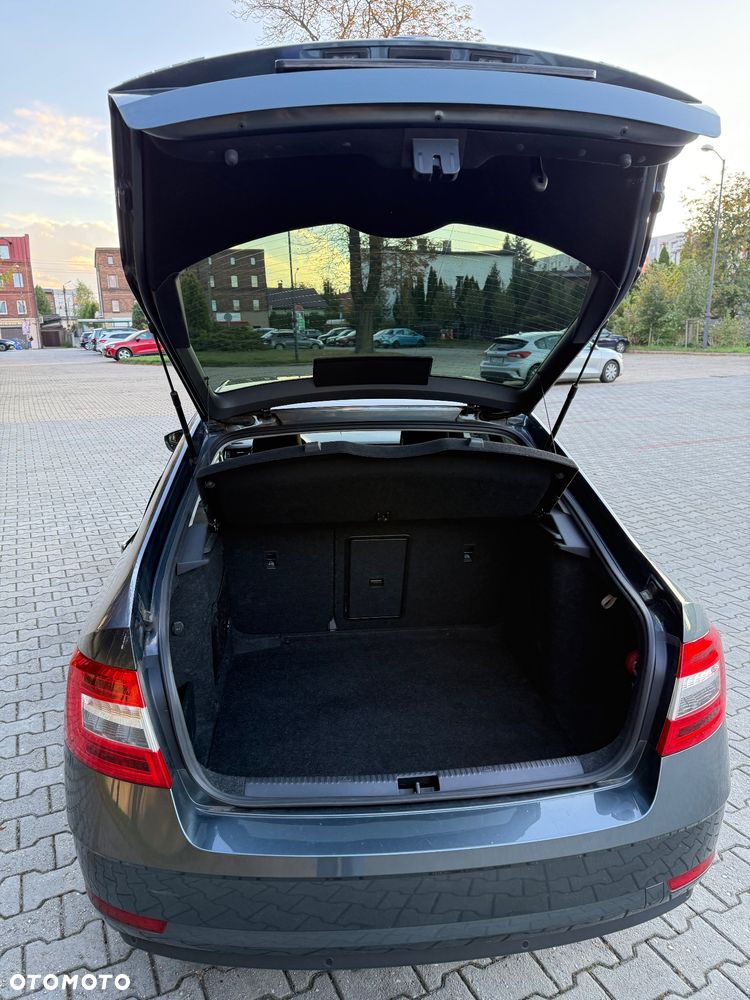 Skoda Octavia - 3