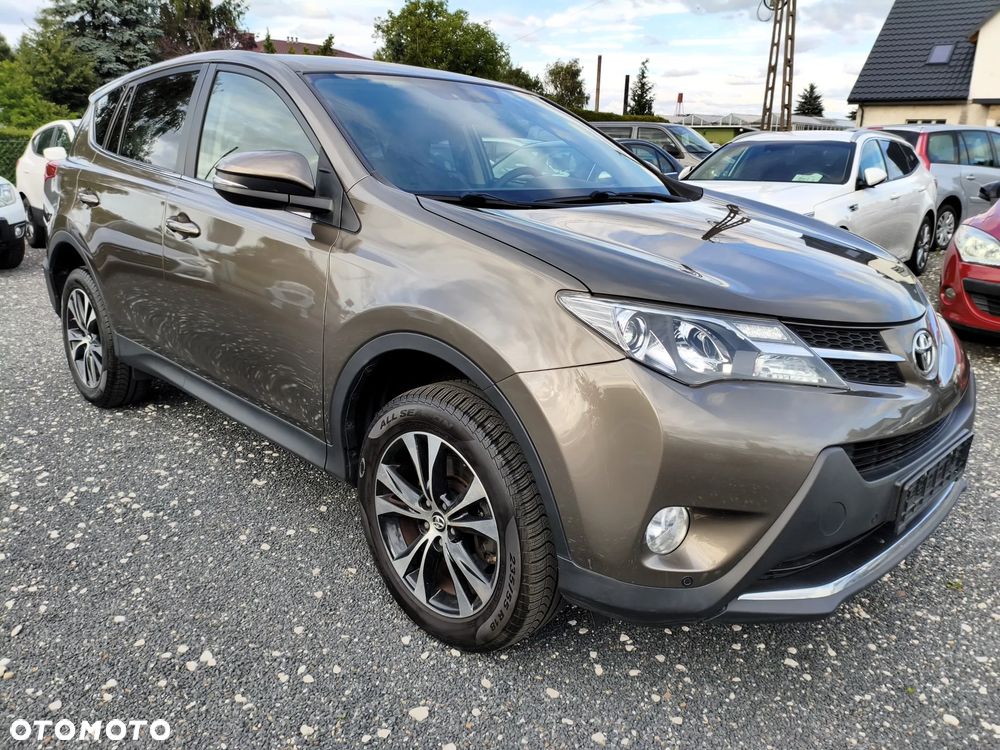 Toyota RAV4 - 4
