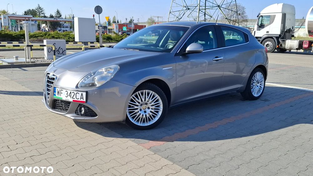Alfa Romeo Giulietta 2.0 JTDM 16V Turismo - 10