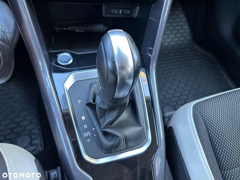 Volkswagen T-Roc 2.0 TDI SCR DPF Premium DSG - 19