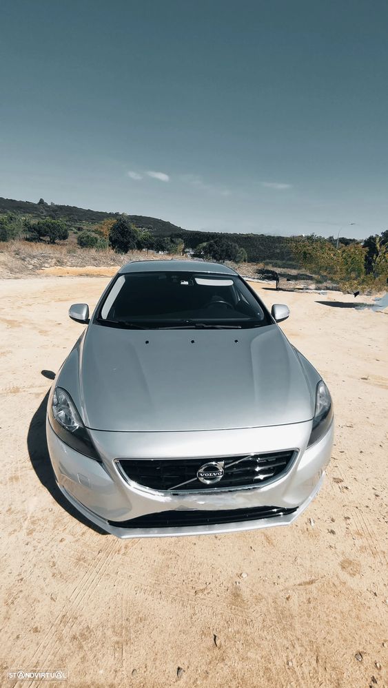 Volvo V40 D2 Kinetic - 5