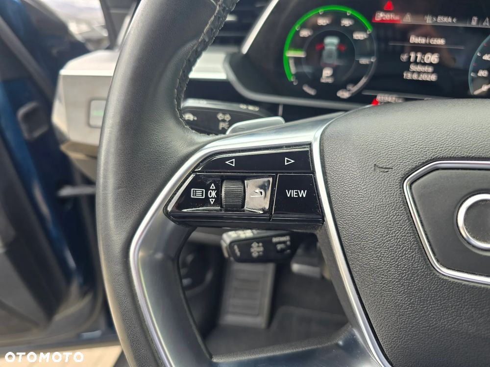 Audi e-tron - 29