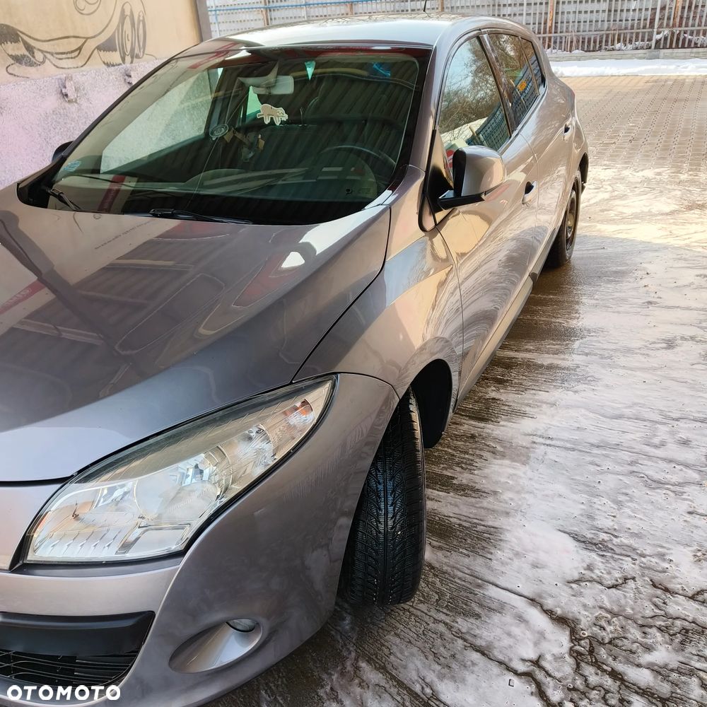 Renault Megane 1.6 16V Authentique - 6