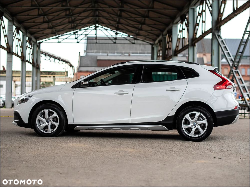 Volvo V40 Cross Country - 7