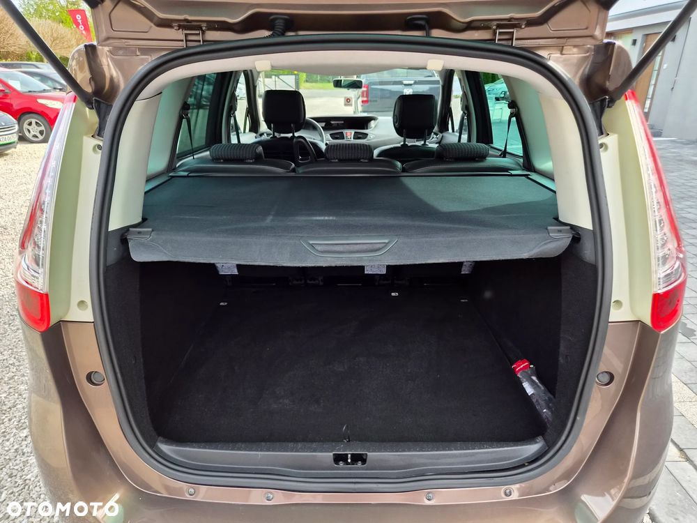 Renault Grand Scenic - 19