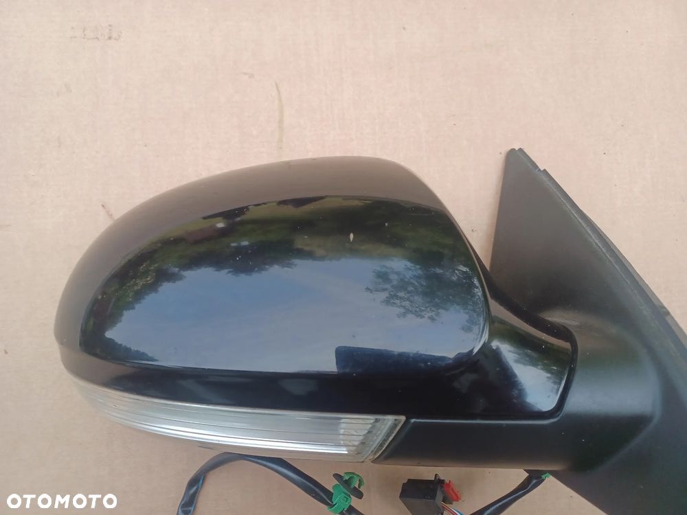 LUSTERKO PRAWE PASSAT B6 6PIN LC9X - 9