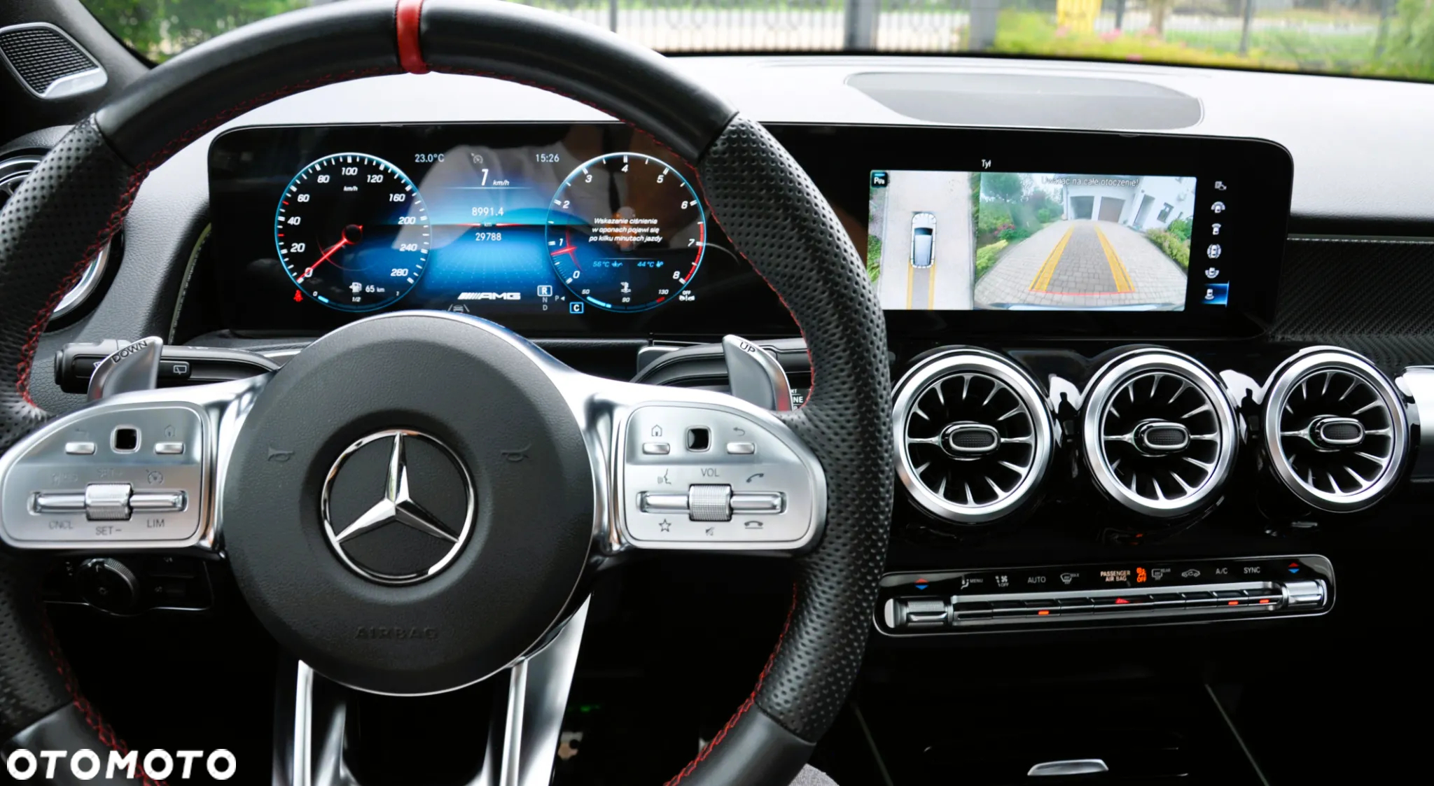 Mercedes-Benz GLB AMG 35 4-Matic - 25