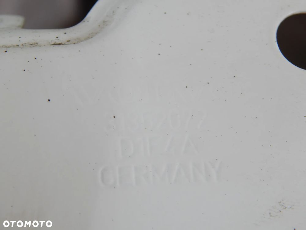 Błotnik prawy przód Volvo V60 S60 10-13 biały 614 Łuków części - 4