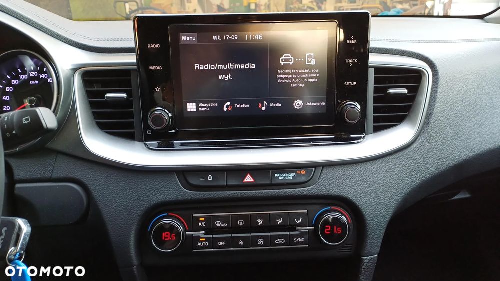 Kia Ceed 1.5 T-GDI M - 21