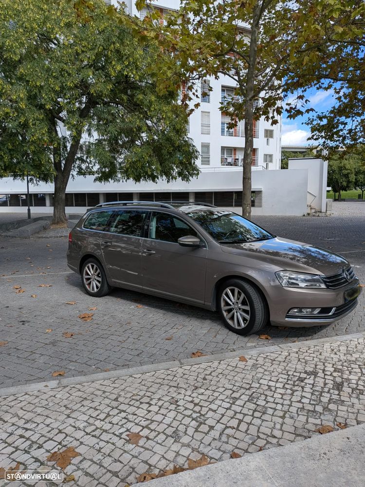 VW Passat Variant 1.6 TDI BlueMotion Comfortline - 11