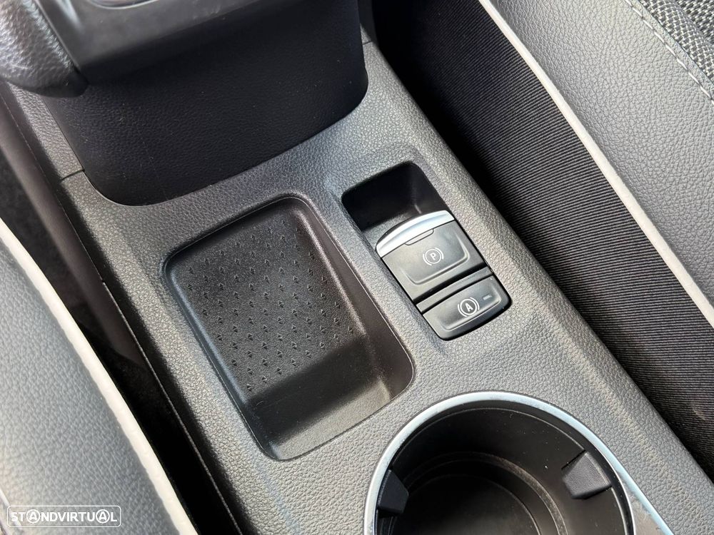 Renault Captur 1.0 TCe Techno - 12