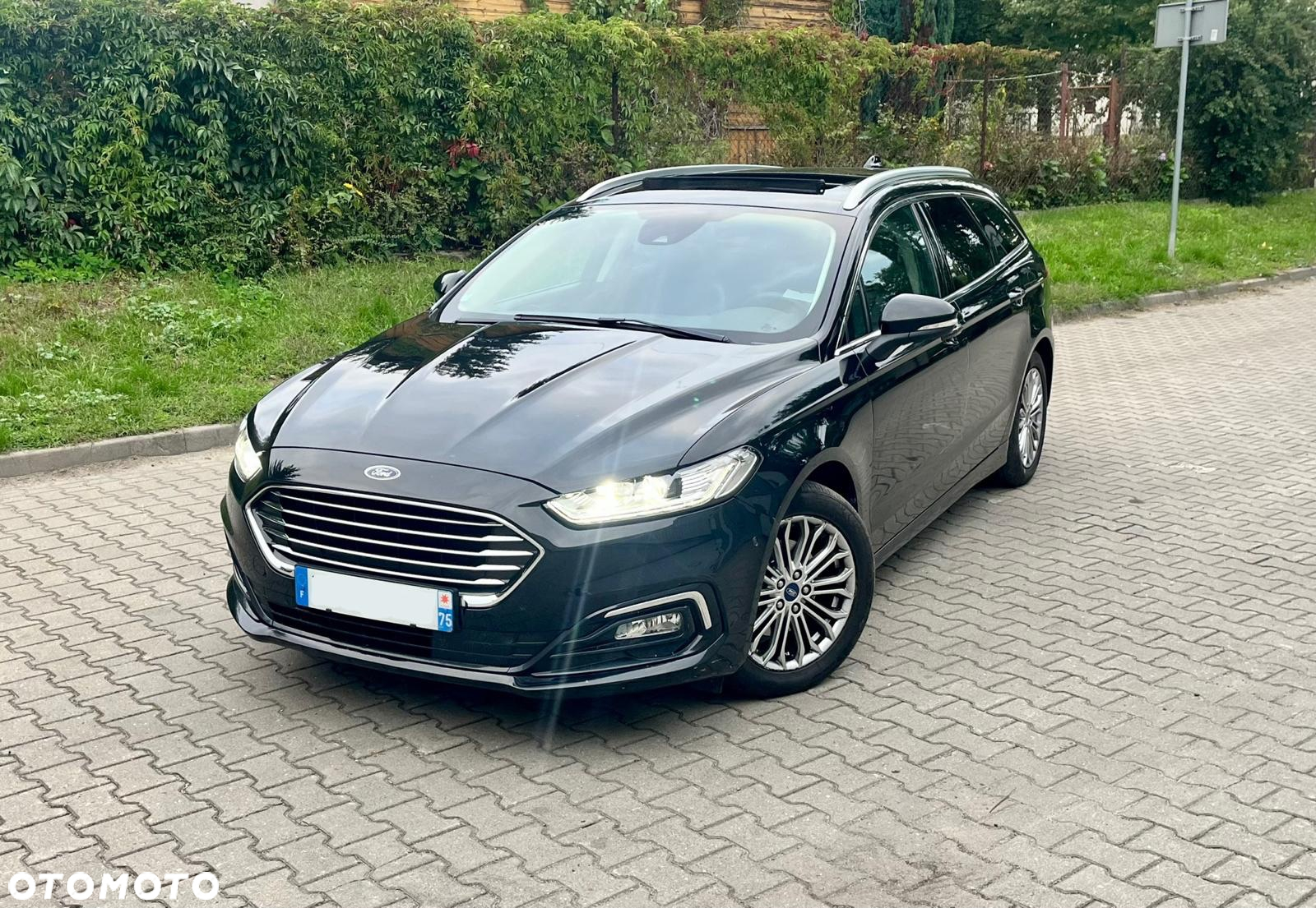 Ford Mondeo 2.0 Hybrid Titanium - 3