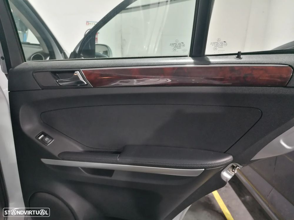 Mercedes-Benz ML 320 CDI - 17